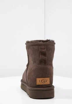 Ugg Classic Mini - Støvletter - Chocolate 11 Ugg Classic Mini - Støvletter - Chocolate -Ugg på nett 06a5e0c08fa24dafbeddbab085374bdc