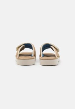 Ugg Goldencoast Slide - Sandaler - Sand/Santorini 10 Ugg Goldencoast Slide - Sandaler - Sand/Santorini -Ugg på nett 098b0824159040bca58eb49c65fbbbed
