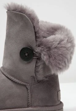 Ugg Bailey Button Ii - Støvletter - Grey -Ugg på nett 0fa2b7bca04f455cb6211cf818259cb8