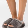 Ugg Fluff Yeah Slide - Tøfler - Charcoal 2 Ugg Fluff Yeah Slide - Tøfler - Charcoal -Ugg på nett 2964df3ef1ef47dfbb54220cbe30f70e