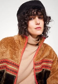 Ugg Marlene Sherpa Braid - Lett Jakke - Chestnut Heritage Braid 12 Ugg Marlene Sherpa Braid - Lett Jakke - Chestnut Heritage Braid -Ugg på nett 3688e33af23e4ecb81b6275b93631284