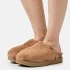 Ugg Fuzz Sugar - Tøfler - Cognac 2 Ugg Fuzz Sugar - Tøfler - Cognac -Ugg på nett 399ead28788e486099995983fd45543d