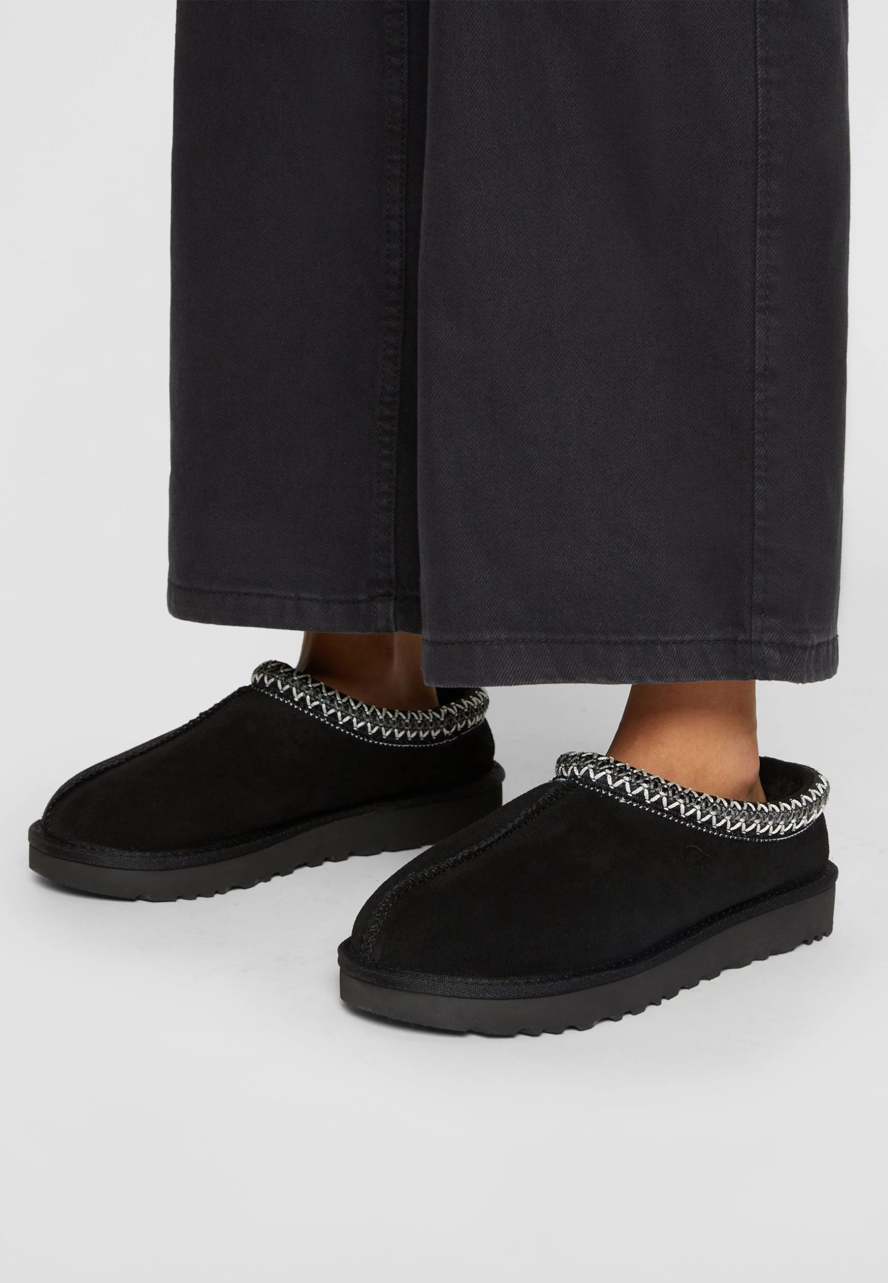 Ugg Tasman - Tøfler - Black 6 Ugg Tasman - Tøfler - Black - Bilde 4