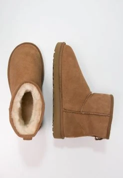 Ugg Classic Mini - Støvletter - Chestnut -Ugg på nett 3f0a0a0057564448955dcd74a6573409