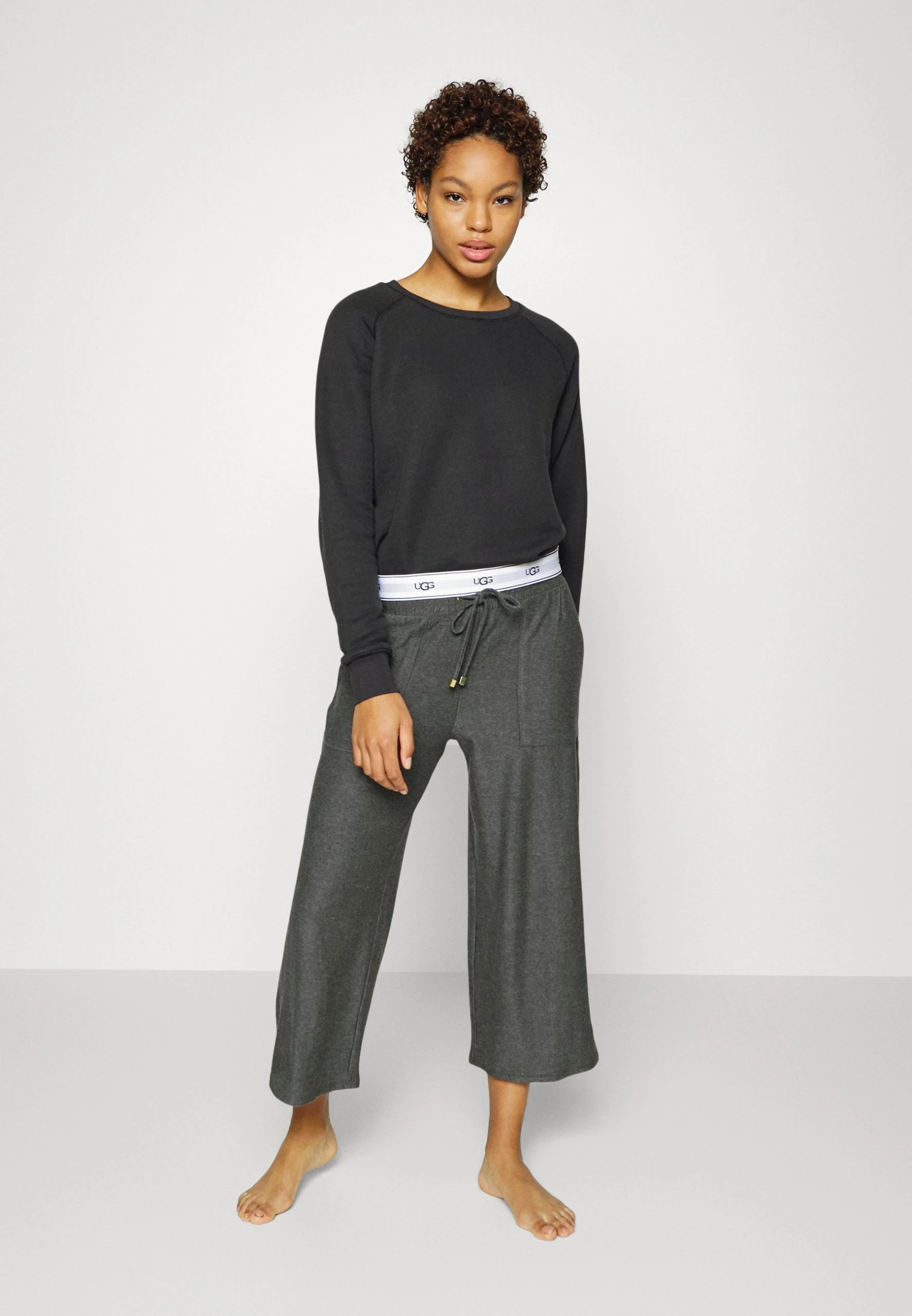 Ugg Pyjamasoverdel - Black 4 Ugg Pyjamasoverdel - Black - Bilde 2