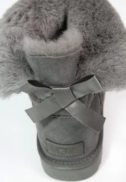 Ugg Mini Bailey Bow - Støvletter - Grey 15 Ugg Mini Bailey Bow - Støvletter - Grey -Ugg på nett 48384c430d19412c8ad66c2ef0db7649