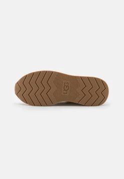 Ugg Retrainer - Joggesko - Driftwood -Ugg på nett 48a5aee650884958a249c8da8a199f6f
