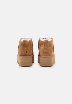 Ugg Classic Ultra Mini Platform - Platåstøvletter - Chestnut -Ugg på nett 4c43d184cb4c450e800f4e7670fae588