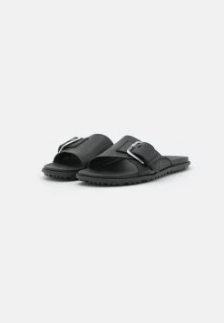 Ugg Solivan Buckle Slide - Sandaler - Black -Ugg på nett 5153019481d449fcbbd357af512384a0