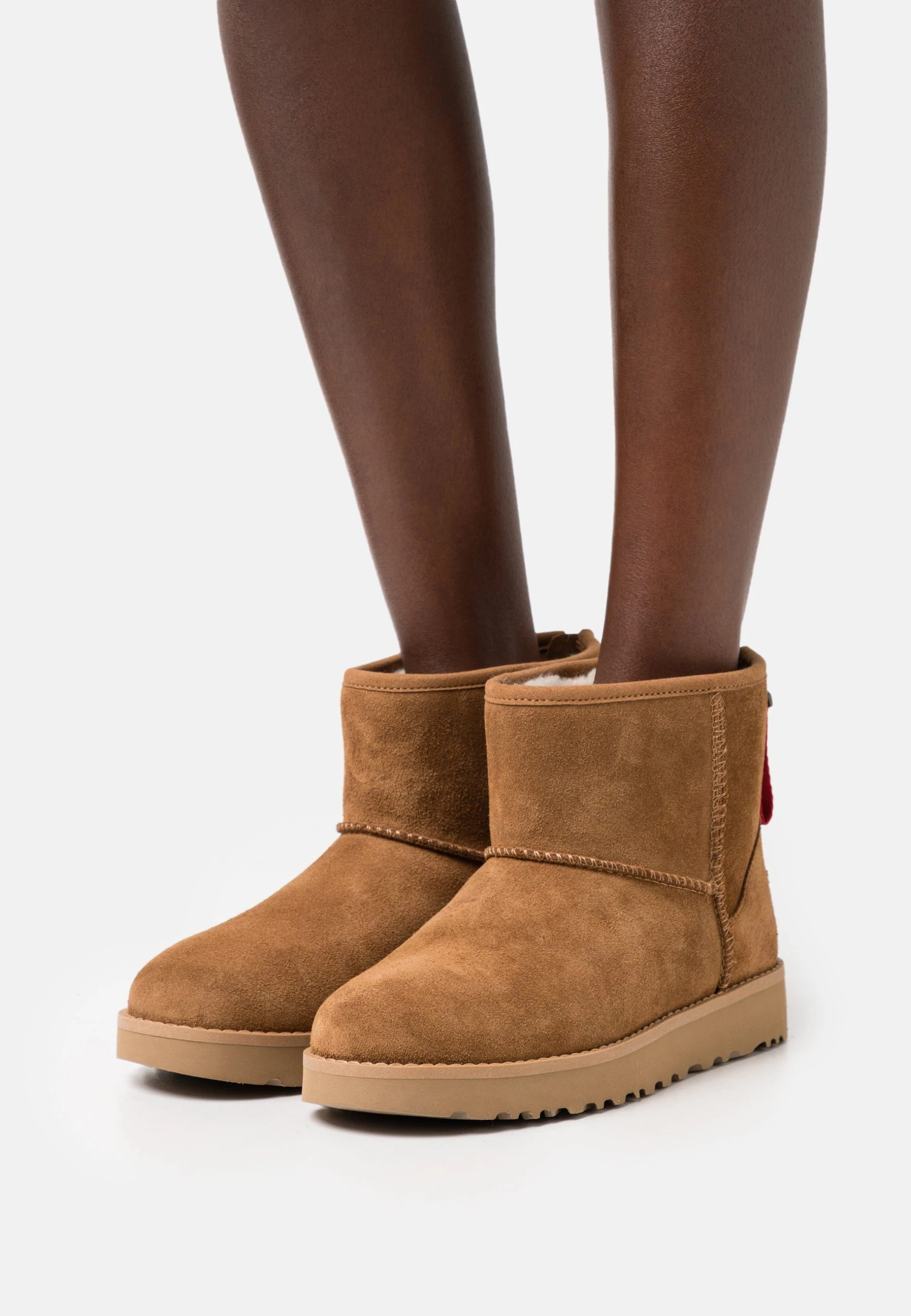Ugg Classic Mini Logo Zip - Støvletter - Chestnut 3 Ugg Classic Mini Logo Zip - Støvletter - Chestnut