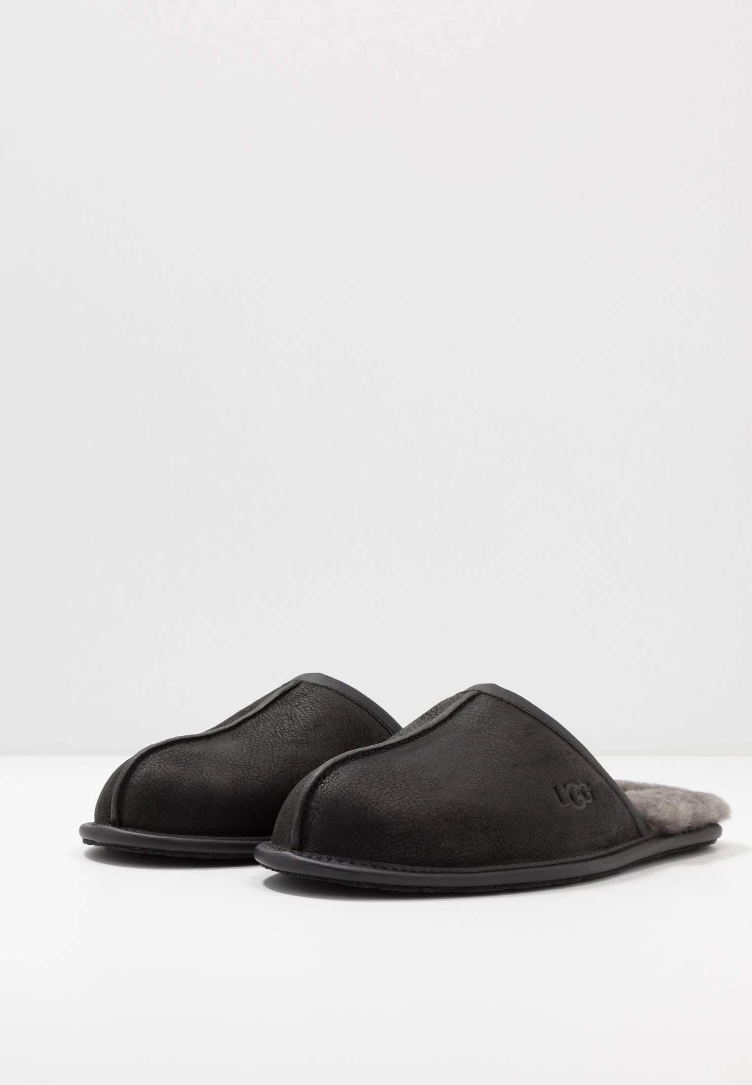 Ugg Scuff - Tøfler - Black 5 Ugg Scuff - Tøfler - Black - Bilde 3