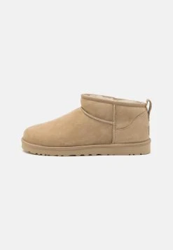 Ugg Classic Ultra Mini - Støvletter - Khaki