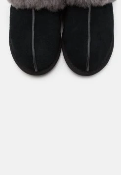 Ugg Scuffette - Tøfler - Black/Grey 17 Ugg Scuffette - Tøfler - Black/Grey -Ugg på nett 5da69e91d2e44e76b0595cd4b3060dfb