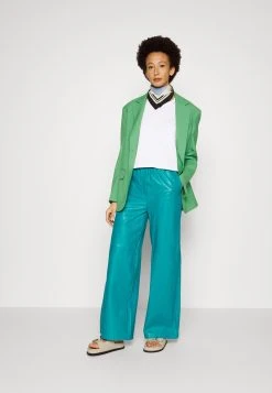 Ugg Tana Cropped Tee - T-Shirts - White -Ugg på nett 624183f0264b4adb8cf5b2efd66c9662