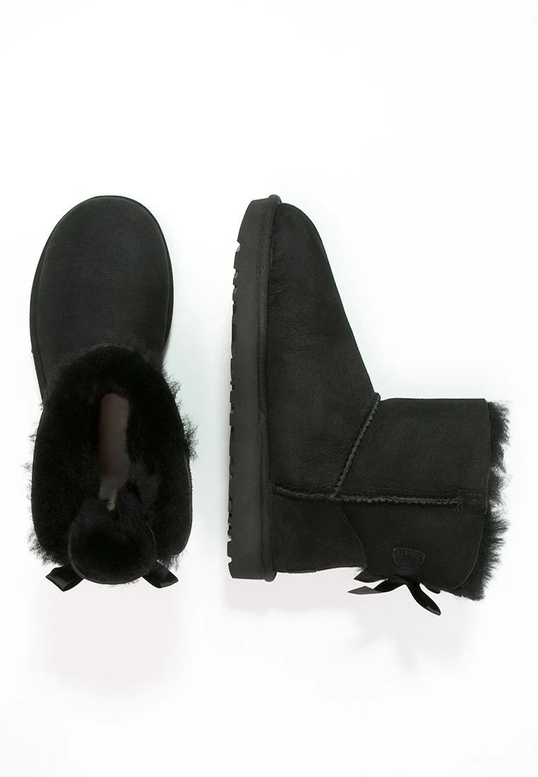 Ugg Mini Bailey Bow - Støvletter - Black 5 Ugg Mini Bailey Bow - Støvletter - Black - Bilde 3
