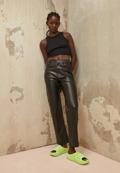 Ugg Foamo Slide - Sandaler - Pale Chartreuse 11 Ugg Foamo Slide - Sandaler - Pale Chartreuse -Ugg på nett 708d8c59f1da4492a596a3b913b529a7