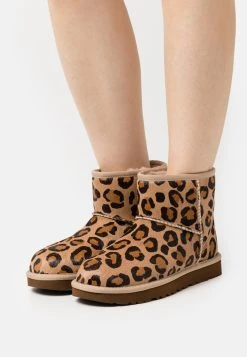 Ugg Classic Mini Spotty - Vinterstøvler - Natural