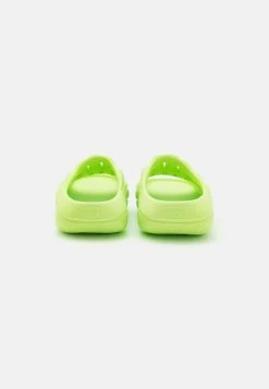 Ugg Foamo Slide - Sandaler - Pale Chartreuse 13 Ugg Foamo Slide - Sandaler - Pale Chartreuse -Ugg på nett 7dea2fb7924e48328656aa935fade38c