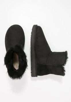 Ugg Mini Bailey Button - Ankelboots - Black -Ugg på nett 80a65c59ffec4a0c86cecb2cc842273c