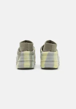 Ugg Tasman X Camopop - Slippers - Moss Green -Ugg på nett 876383a20fa34377866aa675fc5dab6a