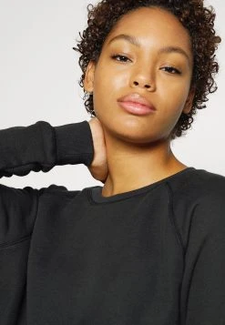 Ugg Pyjamasoverdel - Black 11 Ugg Pyjamasoverdel - Black -Ugg på nett 97d92d8ed0b84f82bfe0cc6ab7bd60d8
