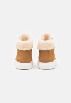 Ugg Alameda Mid Zip - Høye Joggesko - Chestnut -Ugg på nett a0234f7bc56f41d89ab0a25a101569b6