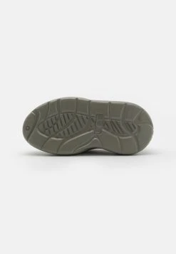 Ugg Sport Yeah- Slippers - Moss Green 12 Ugg Sport Yeah- Slippers - Moss Green -Ugg på nett a274f3b8cca049b98c2be9e86c2ded71