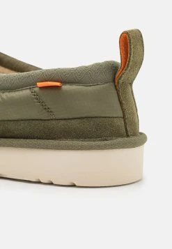 Ugg Tasman - Tøfler - Burnt Olive 13 Ugg Tasman - Tøfler - Burnt Olive -Ugg på nett a6aa439e6f8b45a39bb11161d330b49c