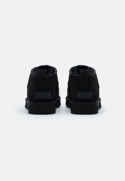 Ugg Classic Ultra - Ankelboots - Black -Ugg på nett acb0fe88e2f84e93ab4d7cb245bf4b1c