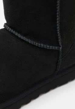 Ugg Classic Short - Vinterstøvler - Black -Ugg på nett b716a6892b73404c97cf57664f0d69fc