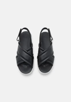 Ugg Zayne Slingback - Platåsandaler - Black -Ugg på nett c54a650b24404a2bb253c3f3c498e5e2