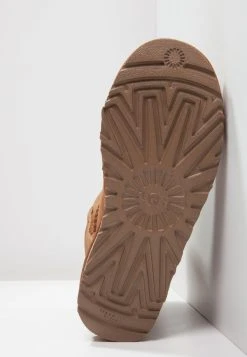 Ugg Mini Bailey Bow - Støvletter - Chestnut -Ugg på nett cb324eb5320f4c4e804469e8ce7a4899