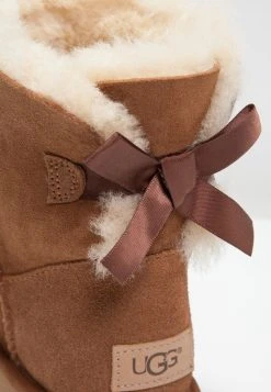 Ugg Mini Bailey Bow - Støvletter - Chestnut -Ugg på nett dc837f11fb394740b368d93a7fa98366