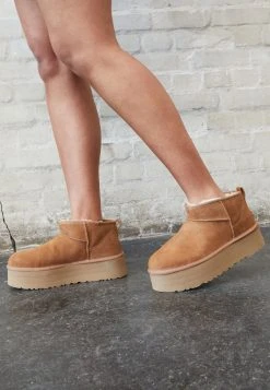Ugg Classic Ultra Mini Platform - Platåstøvletter - Chestnut -Ugg på nett ead724d864a241f5b120ff872b566c5c