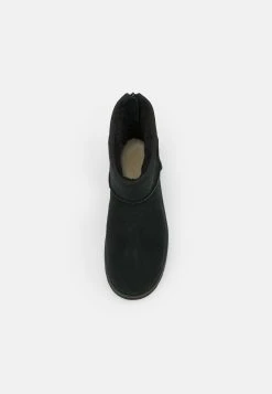 Ugg Classic Mini Logo Zip - Støvletter - Black -Ugg på nett eb057b7eb3214faab217a0e9780e3edc