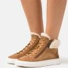 Ugg Alameda Mid Zip - Høye Joggesko - Chestnut 2 Ugg Alameda Mid Zip - Høye Joggesko - Chestnut -Ugg på nett f093e952a97b474c94fb3dabad8ed3a1