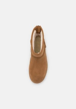 Ugg Classic Mini Logo Zip - Støvletter - Chestnut 13 Ugg Classic Mini Logo Zip - Støvletter - Chestnut -Ugg på nett f92e16fb60bc4ddfa7ea61b712375f9d
